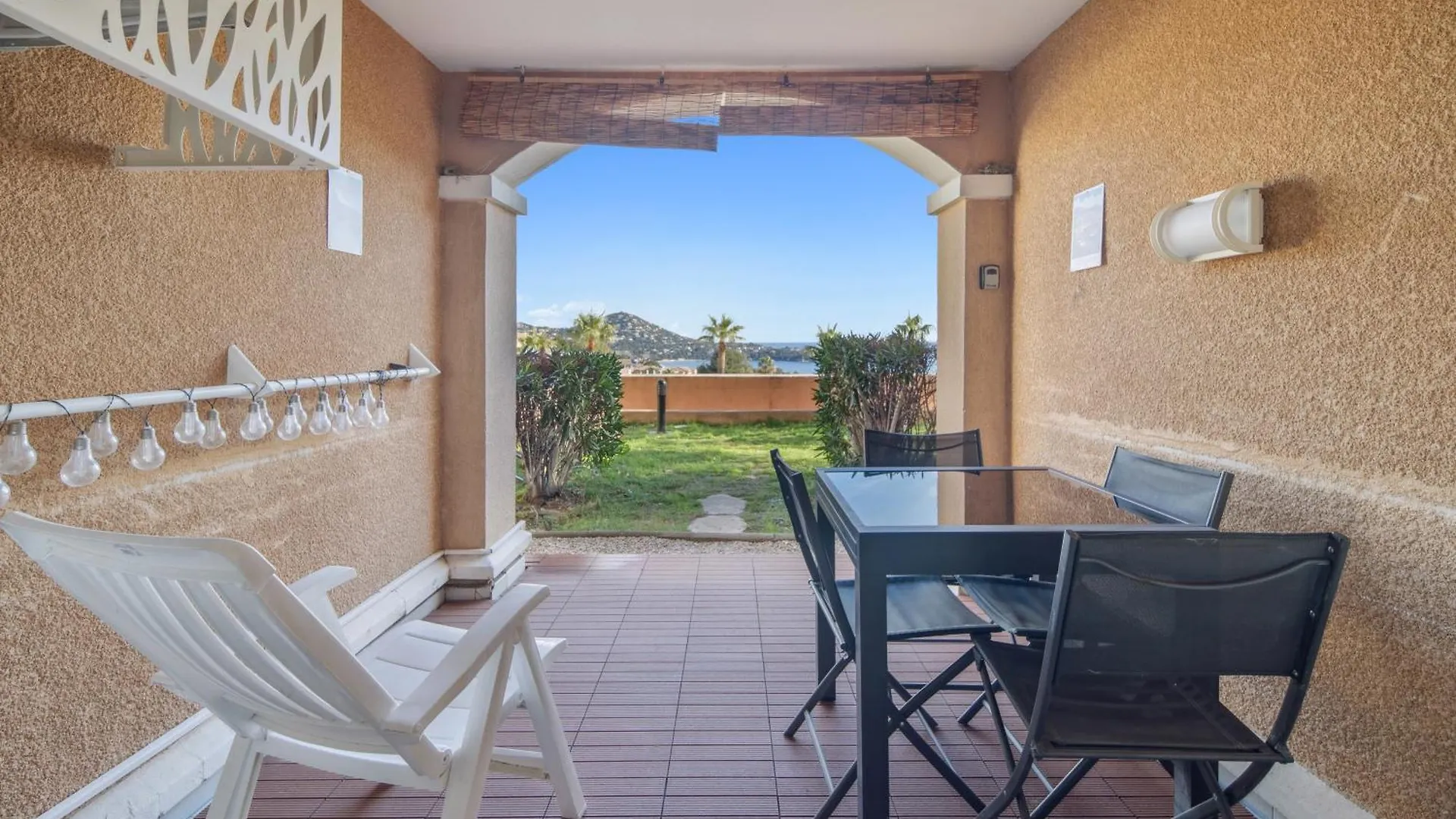 아파트 Cap Esterel Magnifique Vue Mer Avec Parking Et Piscine Saint-Raphaël